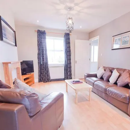 Upton Court & Holiday Cottages * Kilmuckridge (Wexford)