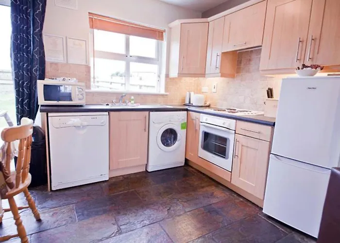 Upton Court & Holiday Cottages Kilmuckridge (Wexford)